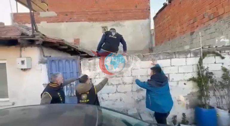 Yıllar sonra gelen DNA gerçeği Film gibi olay: Alman Rebecca evladına Bursada kavuştu