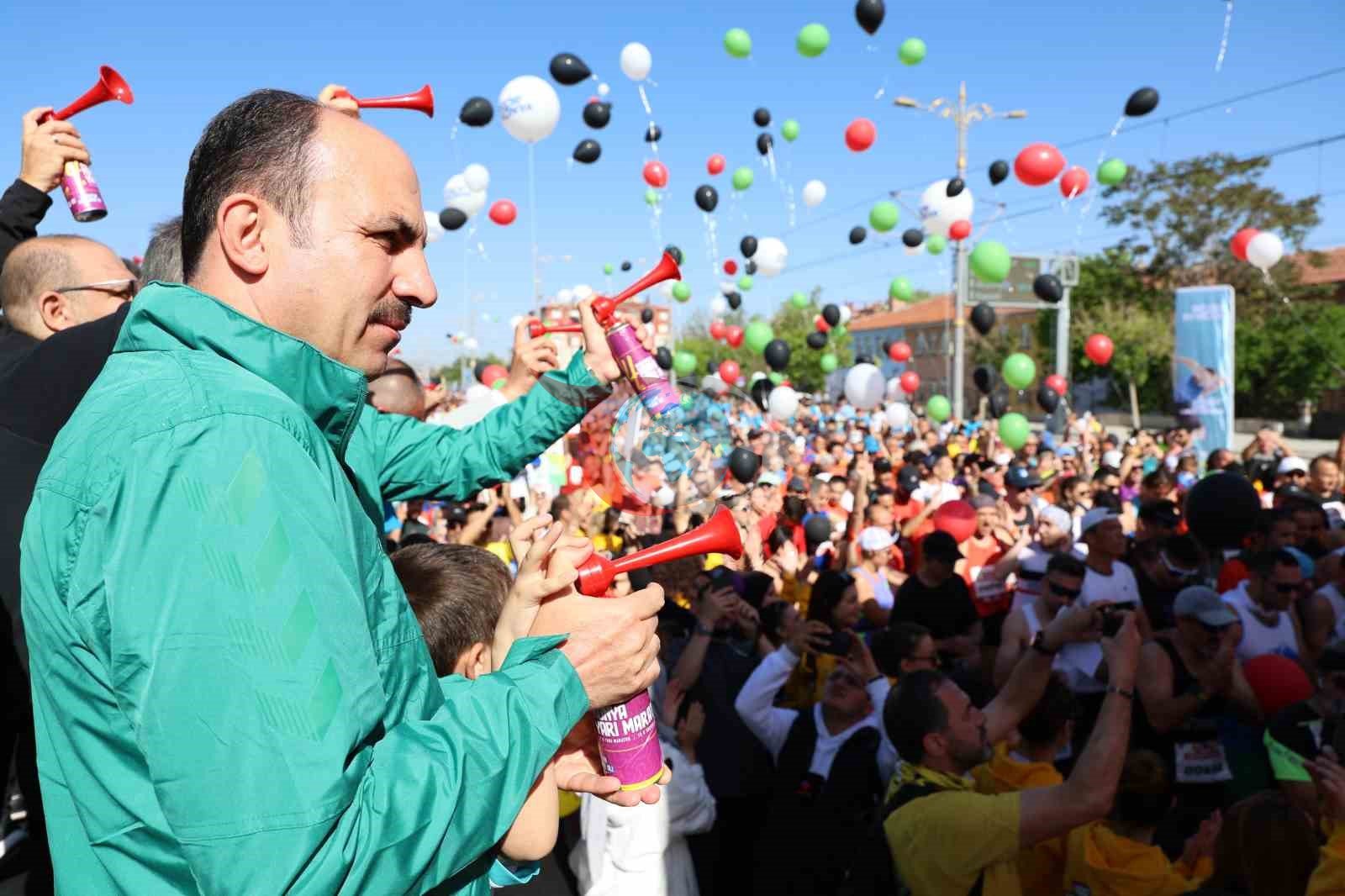 Başkan Altay tüm sporseverleri Uluslararası Konya Yarı Maratonu’na kayıt yaptırmaya davet etti