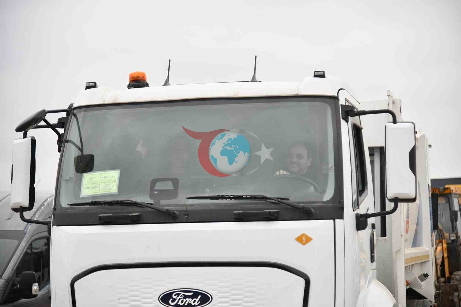 Başiskele&rsquo;de elektrikli çöp kamyonu dönemi başlıyor