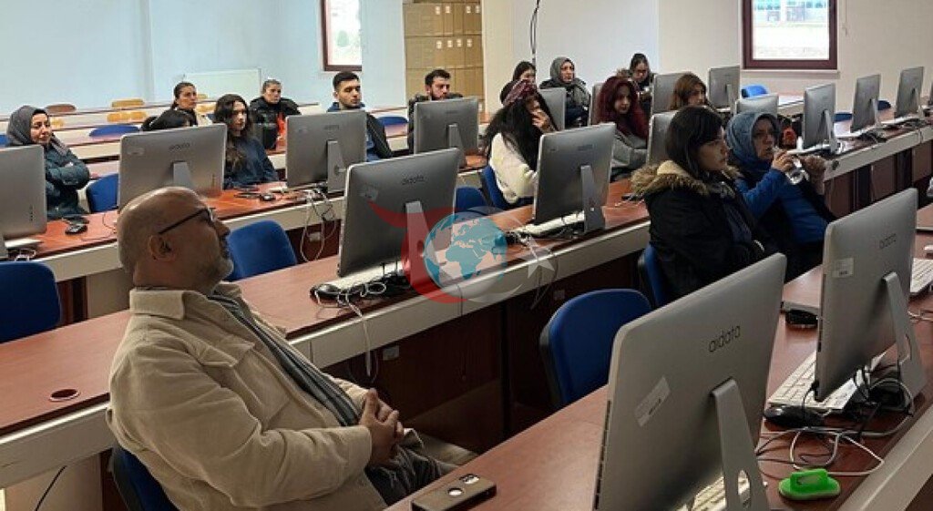 Kütahya’da ’Çini motifleri tasarımı’ etkinliği