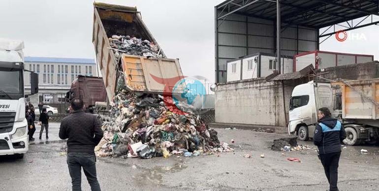 Esenyurtta çöp kamyonundaki servet Didik didik arandı, bulundu