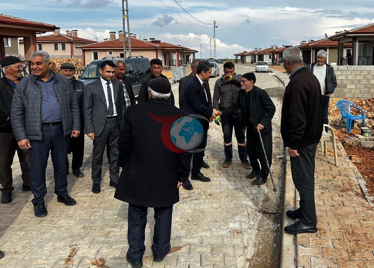 Kaymakam Aslan, köy evlerine yerleşen vatandaşları ziyaret etti