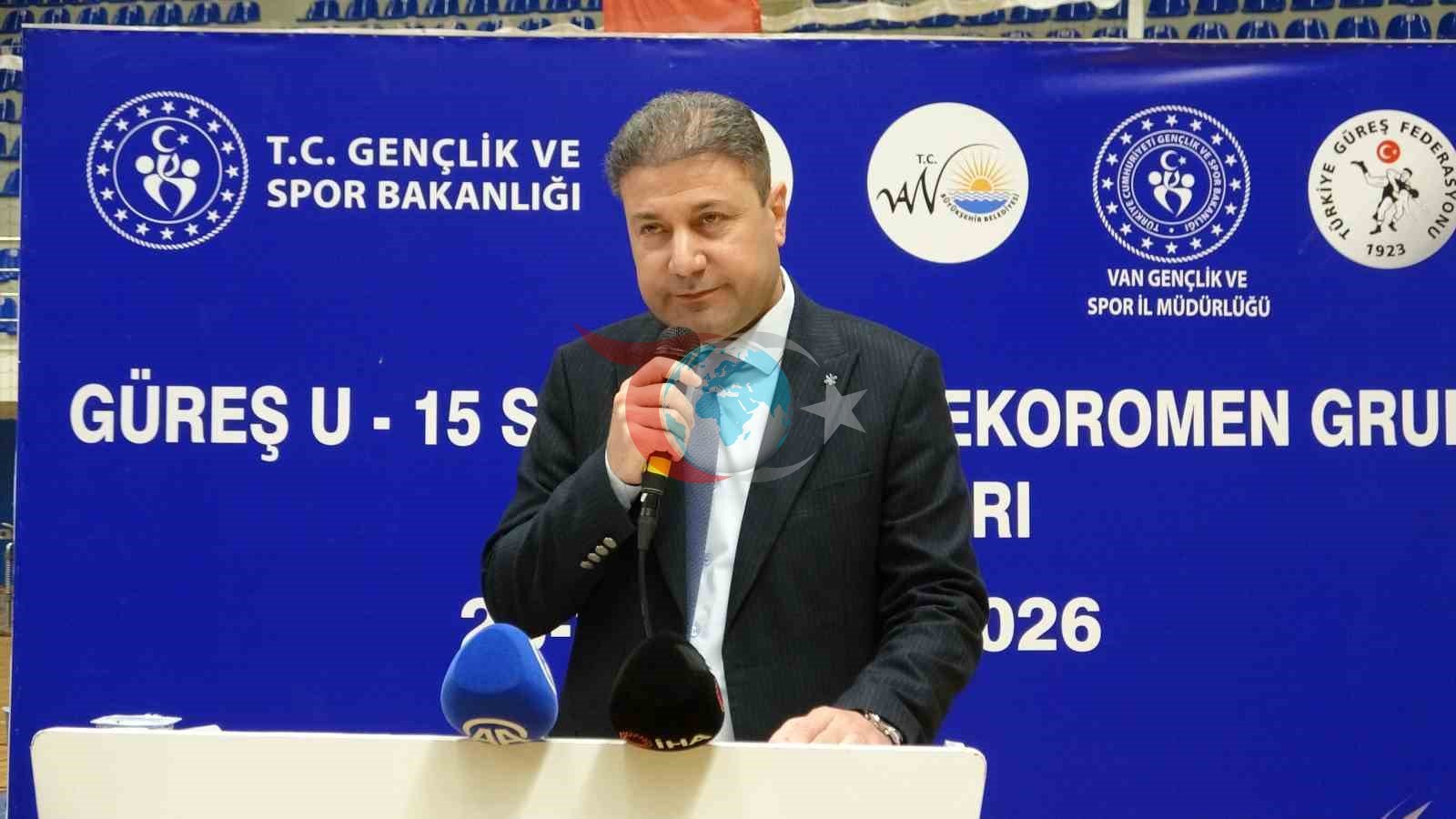 U15 Güreş Grup Müsabakaları Van&rsquo;da başladı