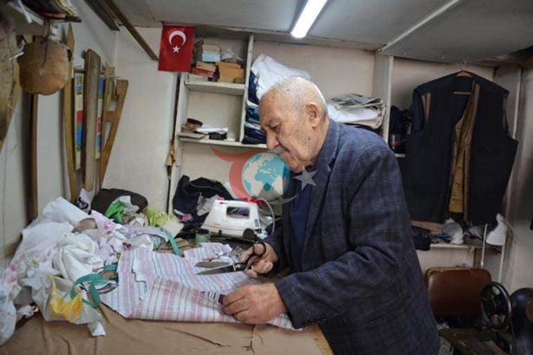Türkiye’nin efsane çizgili pijaması geri dönüyor 60 yıllık terzi anlattı