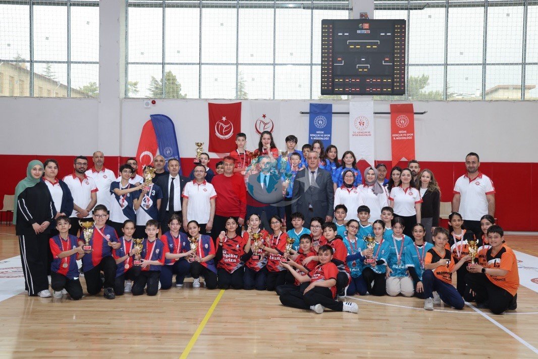 Niğde&rsquo;de floor curlıng heyecanı yaşandı