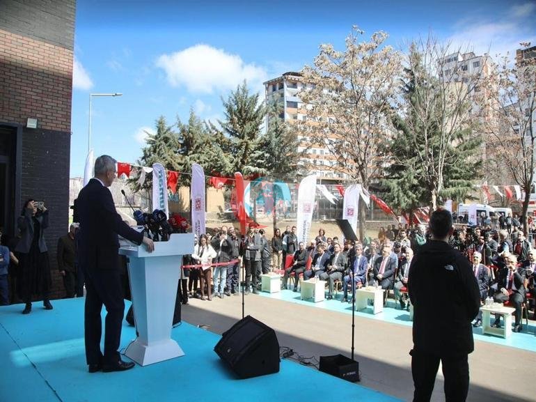 Bakan Memişoğlu: Günlük 3 milyondan fazla muayene ve sağlık hizmeti sunuyoruz
