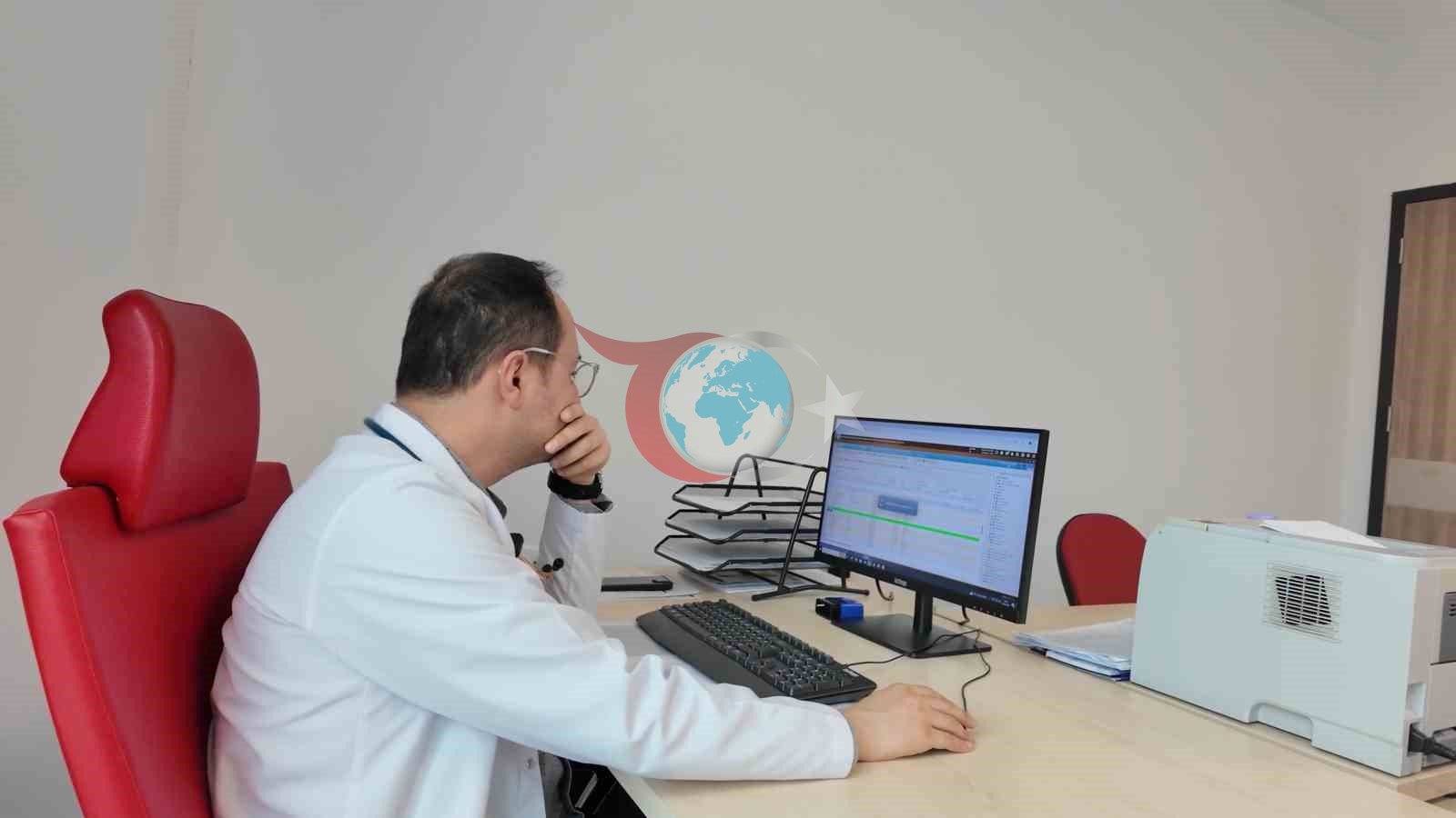 Dr. Deniz Yılmaz: