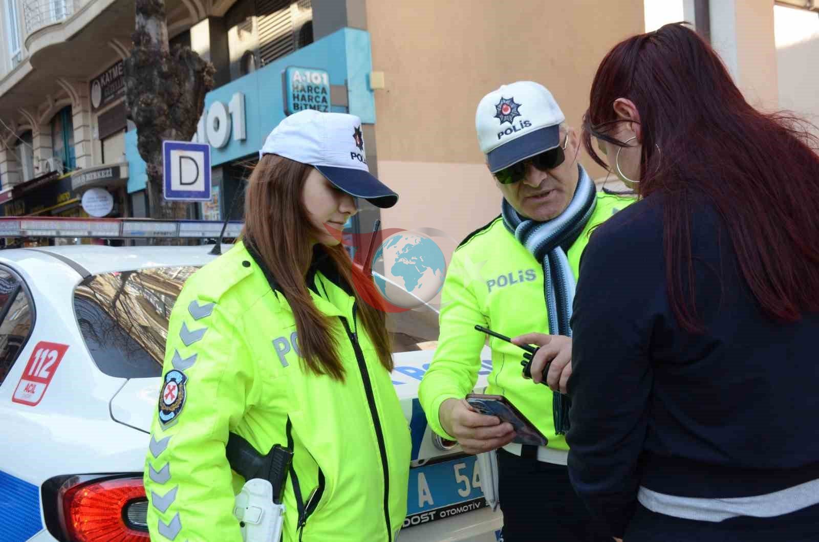 Bilecik’te yaya geçitlerinde duba düzenlemesi