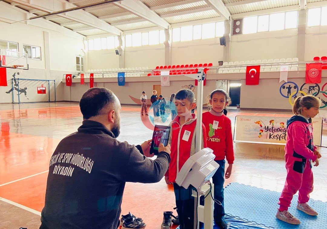 Diyadin’de geleceğin sporcuları keşfediliyor