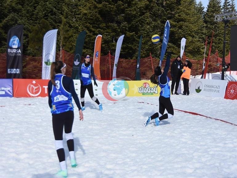 2026 FIVB Kar Voleybolu Dünya Turu Uludağ Etabı başladı