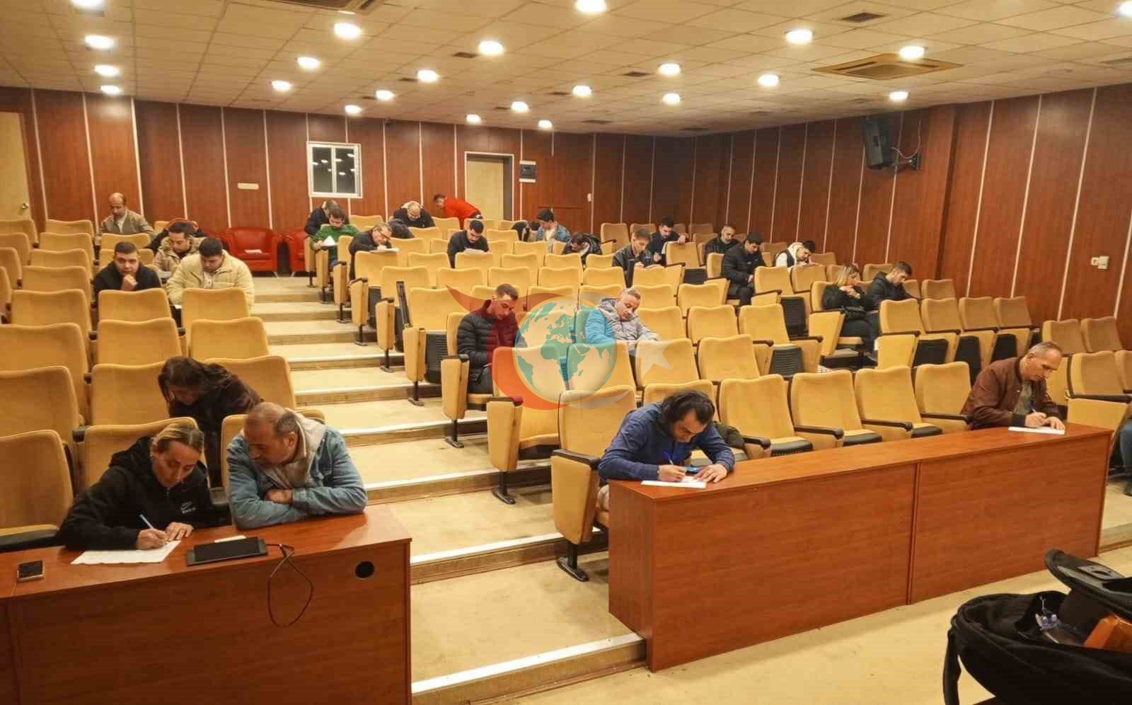 Gölcük&rsquo;teki istihdam ofisi binlerce kişiye iş kapısı araladı
