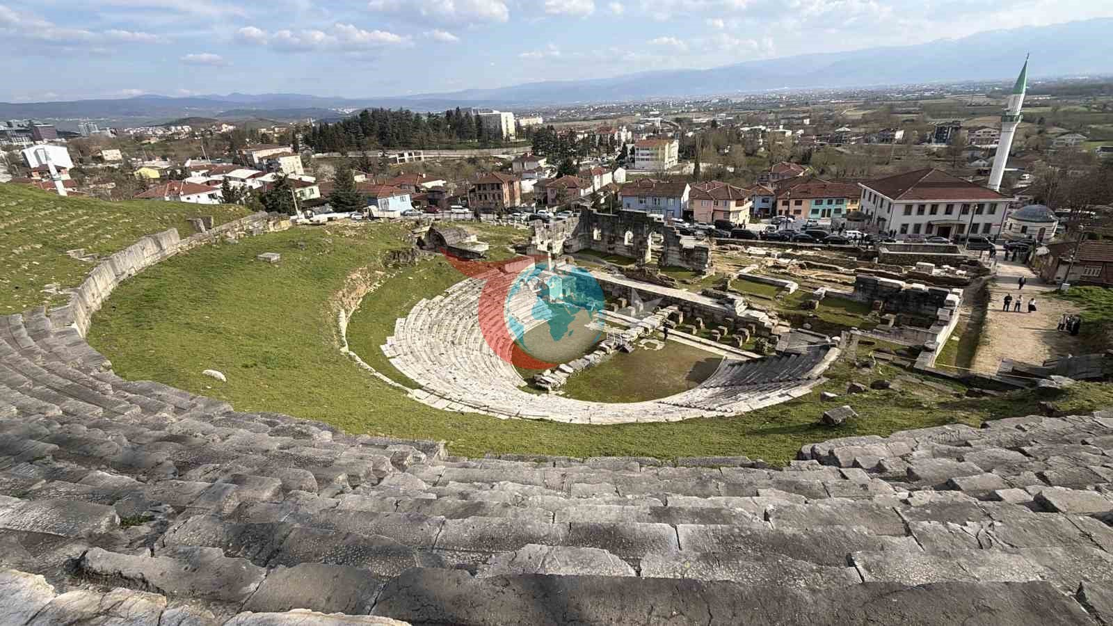 Bakan Gürlek, Prusias Ad Hypium Antik Kenti&rsquo;ne hayran kaldı