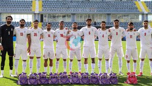 Maça sırt çantalarıyla çıktılar Antalyada kamp yapan İran Milli Takımından dikkat çeken mesaj