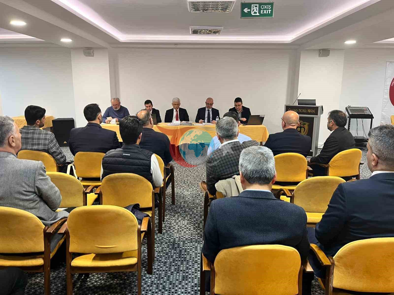 Veteriner hekimlik mesleği Niğde&rsquo;de bölge toplantısında masaya yatırıldı
