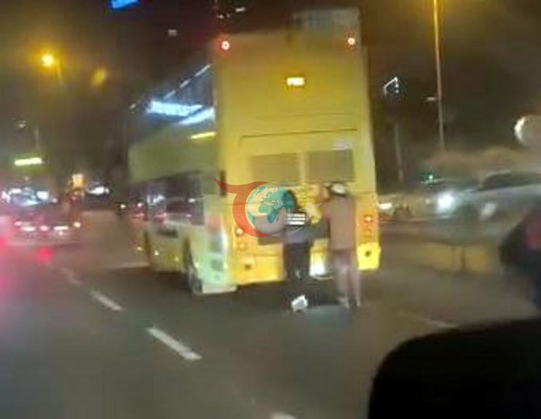 İstanbul trafiğinde patenle tehlikeli yolculuk Ölümü böyle hiçe saydılar