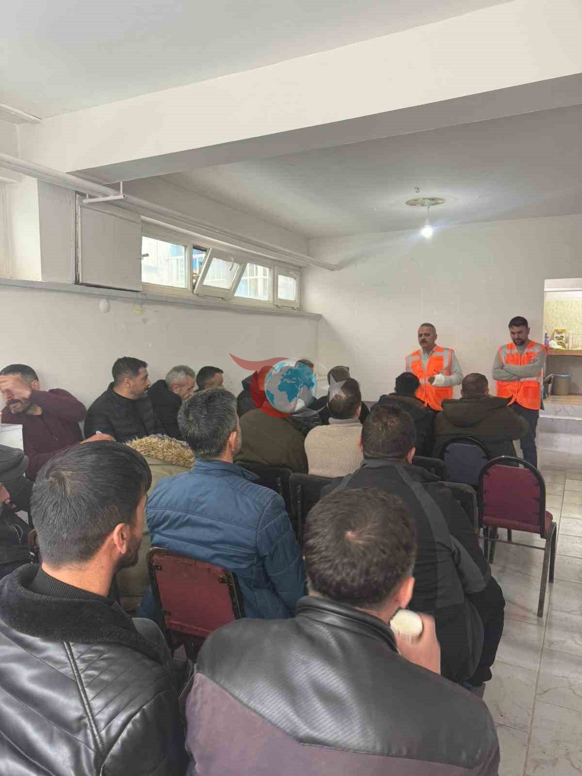 Karayazı Esnaf Derneği'nden Örnek Birlik ve Dayanışma