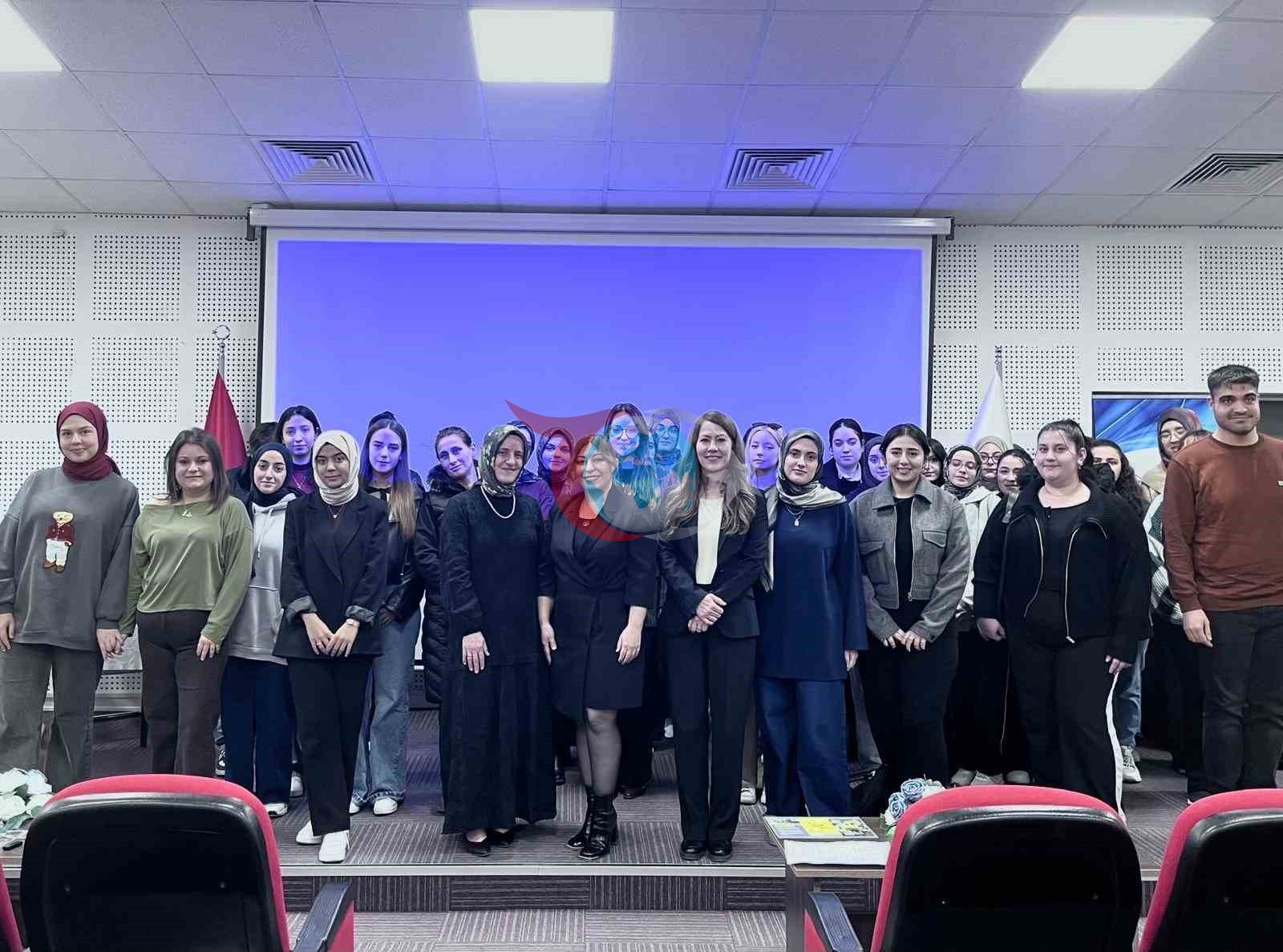 Kütahya'da Sosyal Hizmet Paneli: Denetimli Serbestlikteki Etkiler