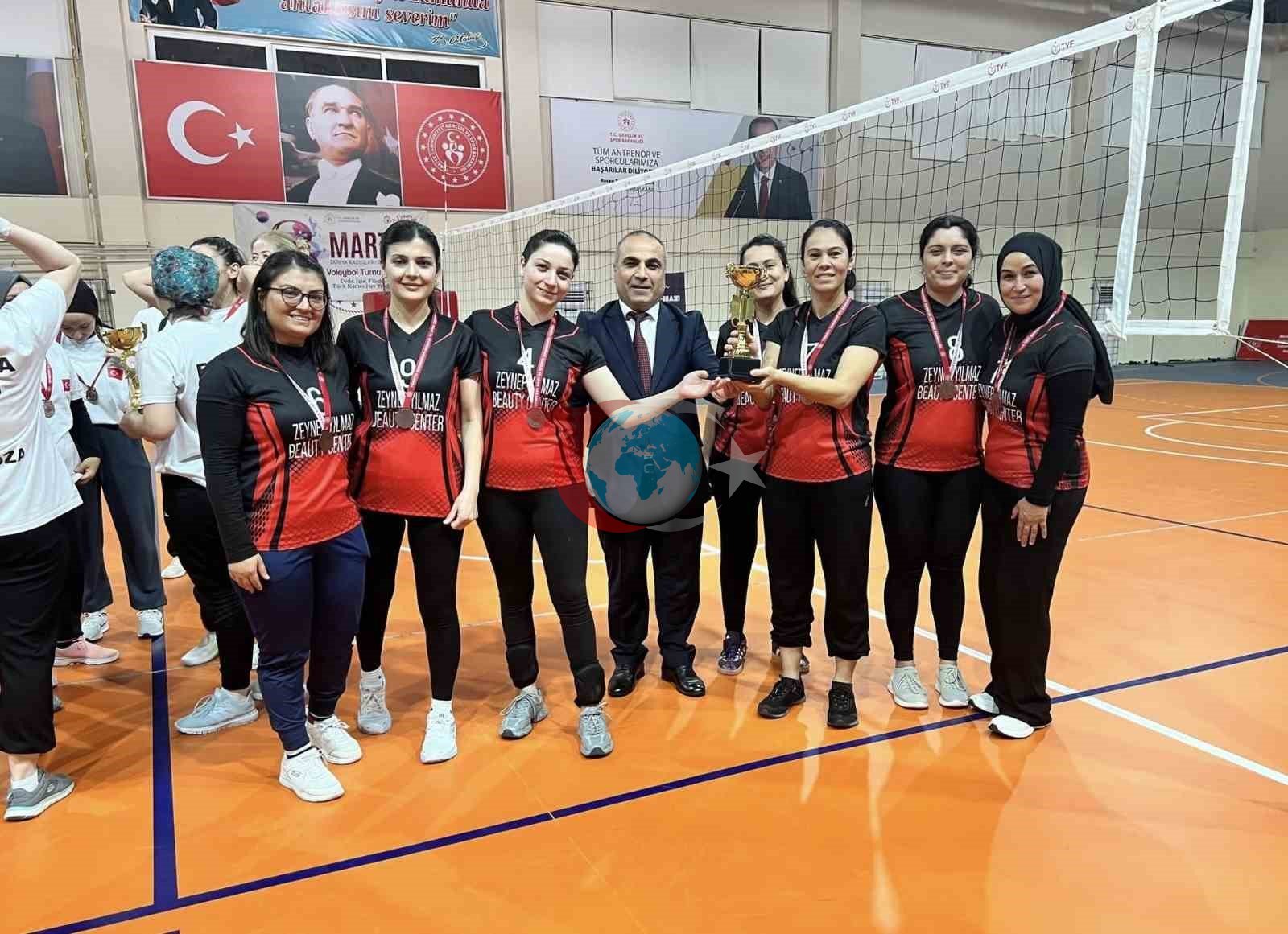 Anamur&rsquo;da Kadınlar Günü Voleybol Turnuvası tamamlandı