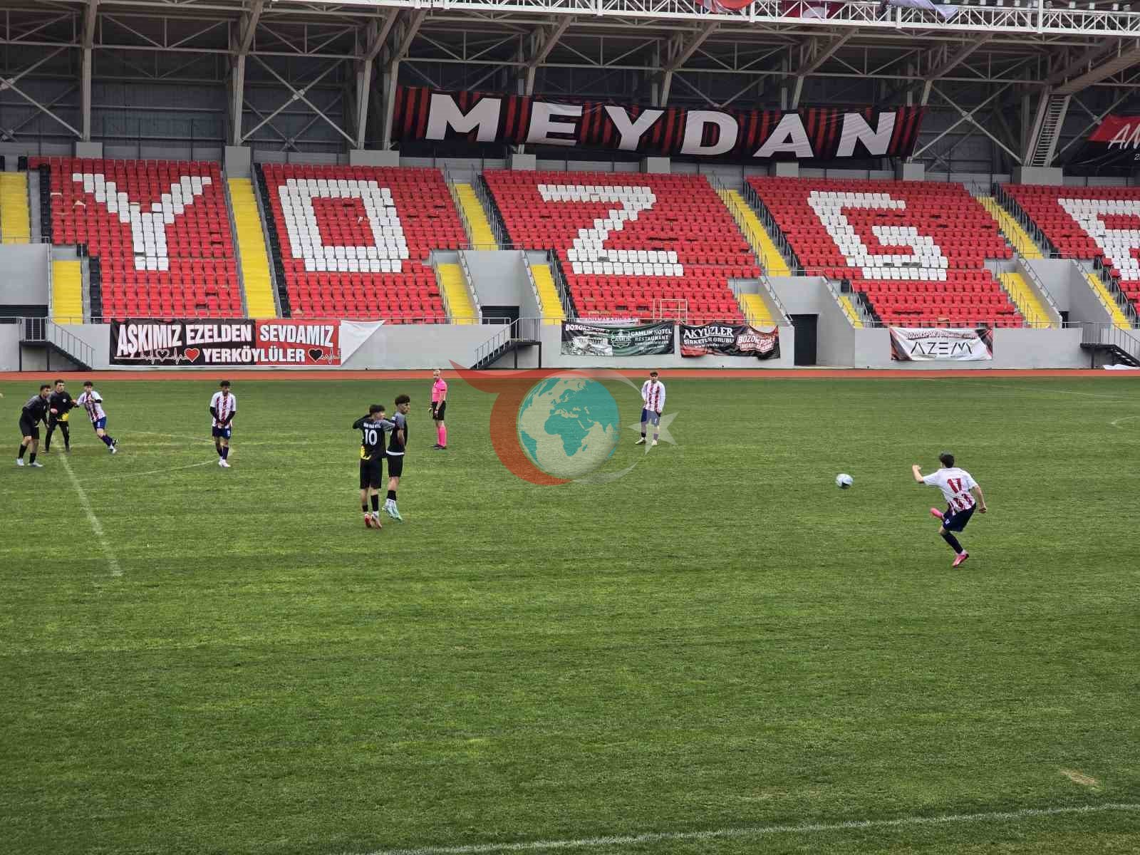 Yozgat, Okul Sporları Futbol Gençler Yarışmalarına Ev Sahipliği Yapıyor