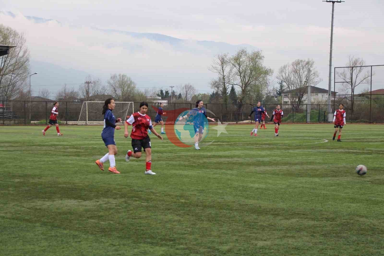 Futbol gurup müsabakaları Düzce’de başladı
