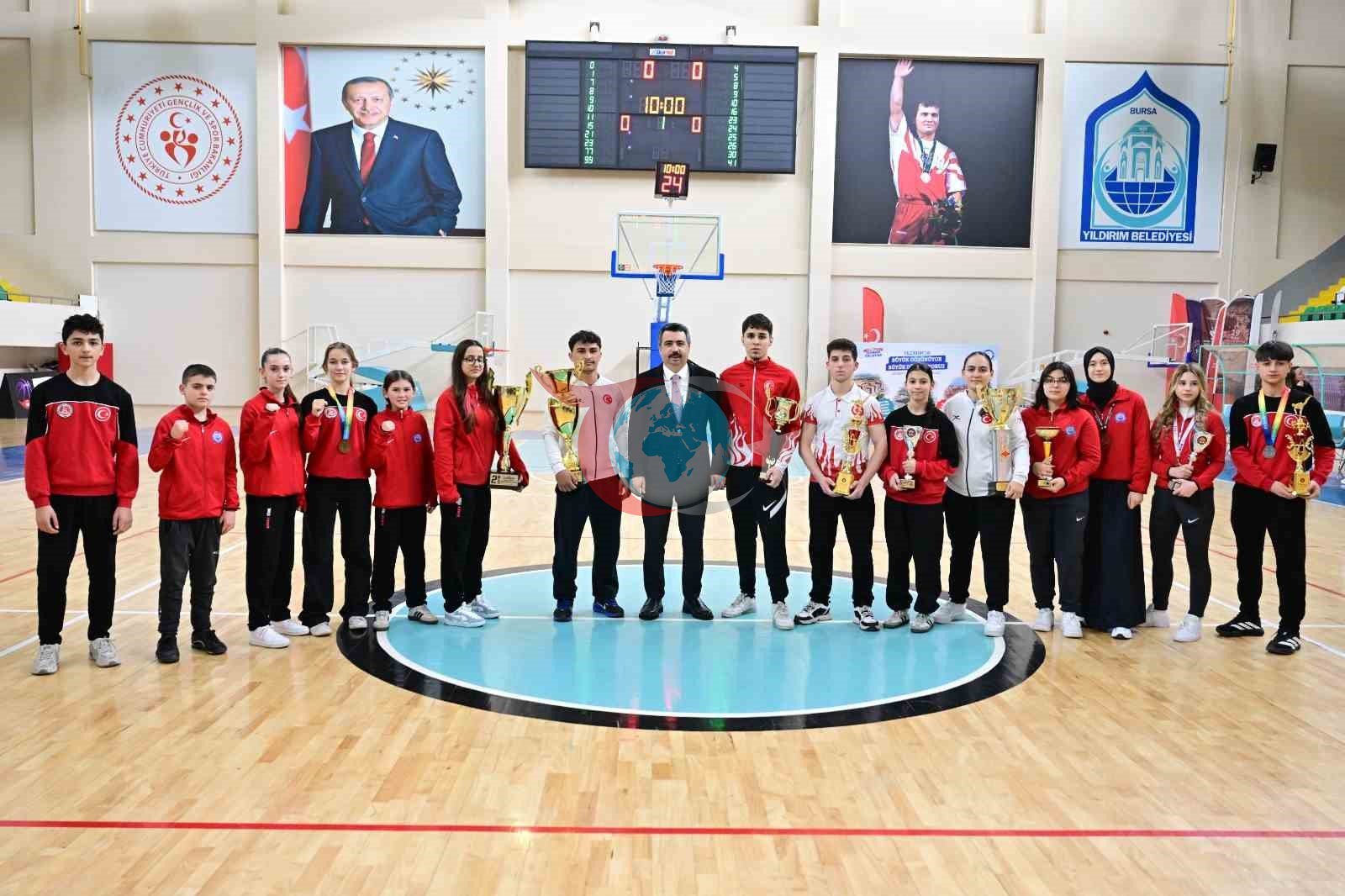 Yıldırım&rsquo;ın milli gururları