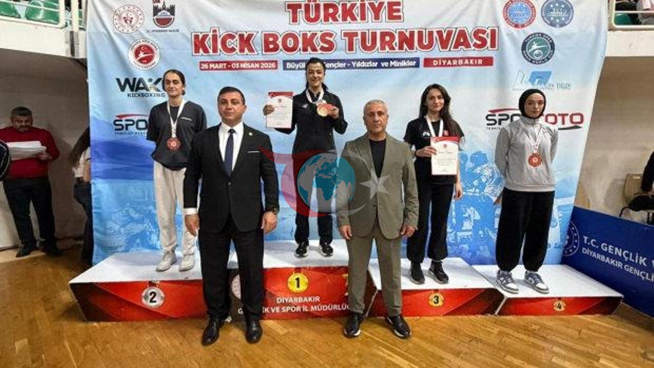 Bağcılar Belediyesi Çalışanı Türkiye Kick Boks Şampiyonu Oldu