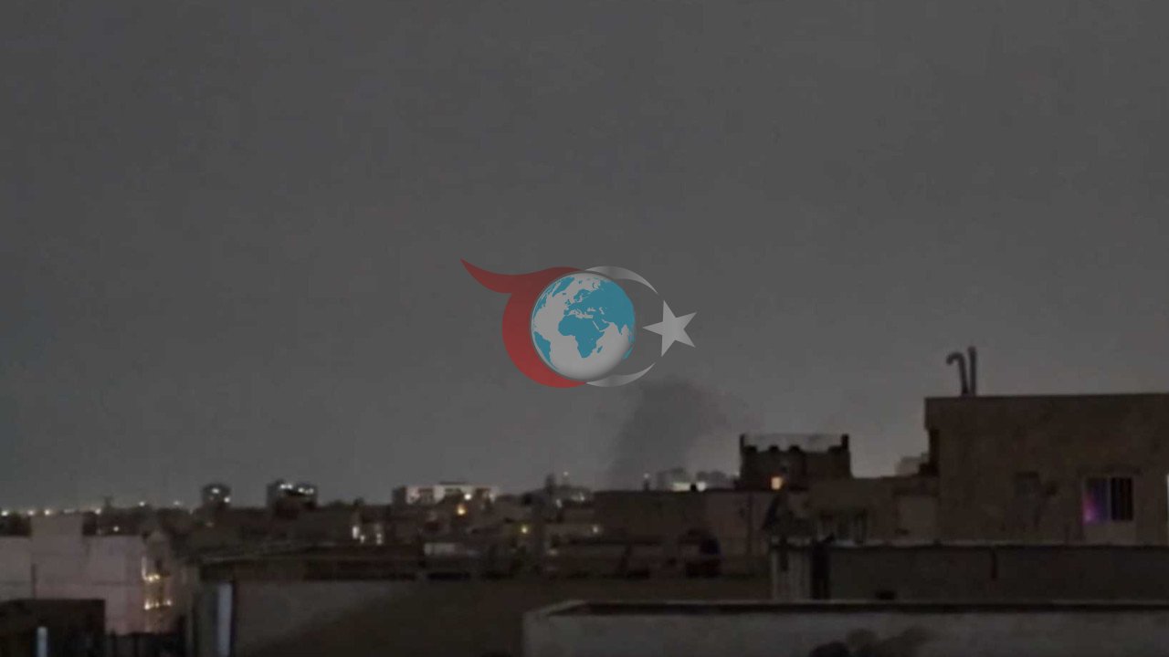 Tahran'da Art Arda Patlamalar! Dumanlar Gökyüzüne Yükseliyor
