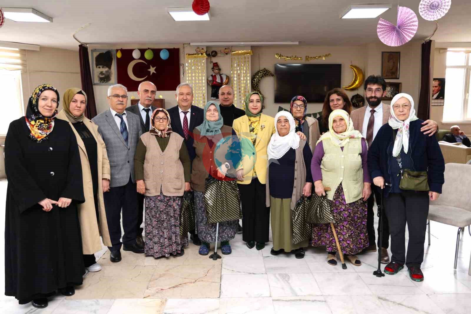 Atık kumaşlar huzurevine umut oldu