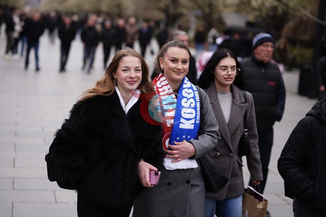 Kosova-Türkiye maçının oynanacağı Priştine'de heyecan arttı - Resim: 1