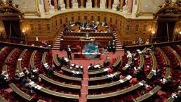 Fransız Senatosu kabul etti: 15 yaşından küçüklere kısmi sosyal medya yasağı