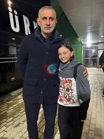 TFF Başkanı İbrahim Hacıosmanoğlunun kızı Ela: Dünya Kupasını ellerimizde kaldırırız