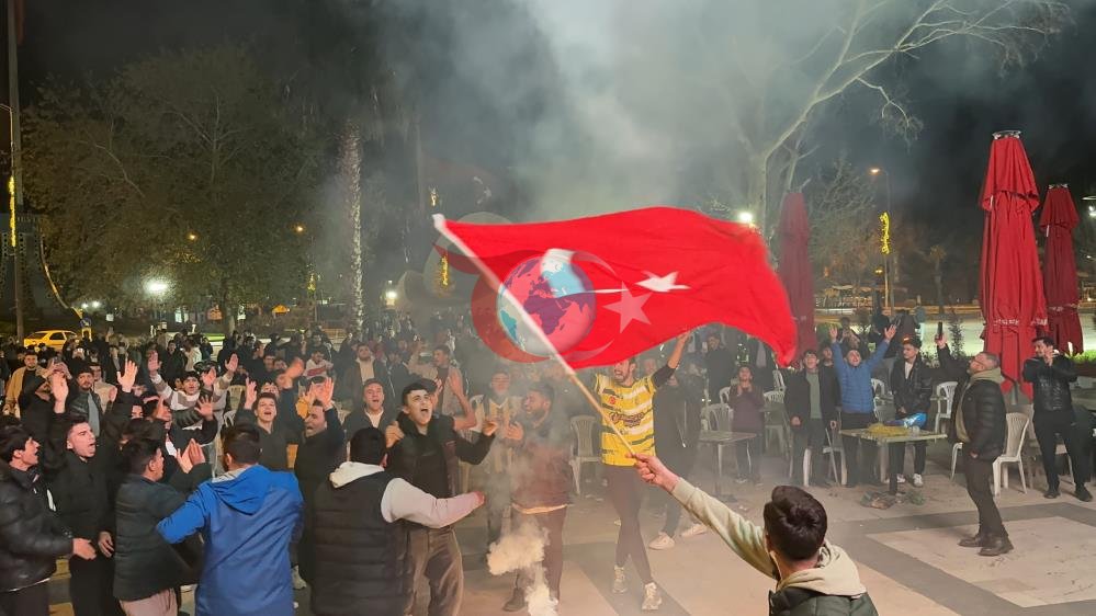 Türkiye’de Dünya Kupası coşkusu! Milli Takım’ın galibiyeti yurtta büyük sevinçle karşılandı
