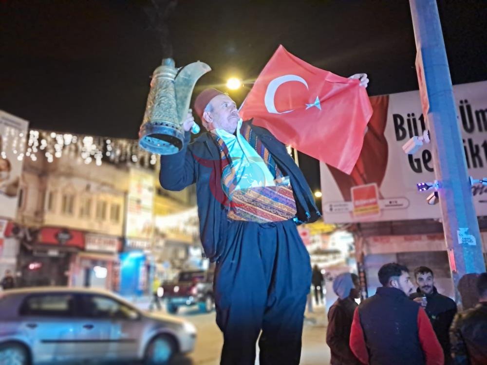 Türkiye’de Dünya Kupası coşkusu! Milli Takım’ın galibiyeti yurtta büyük sevinçle karşılandı