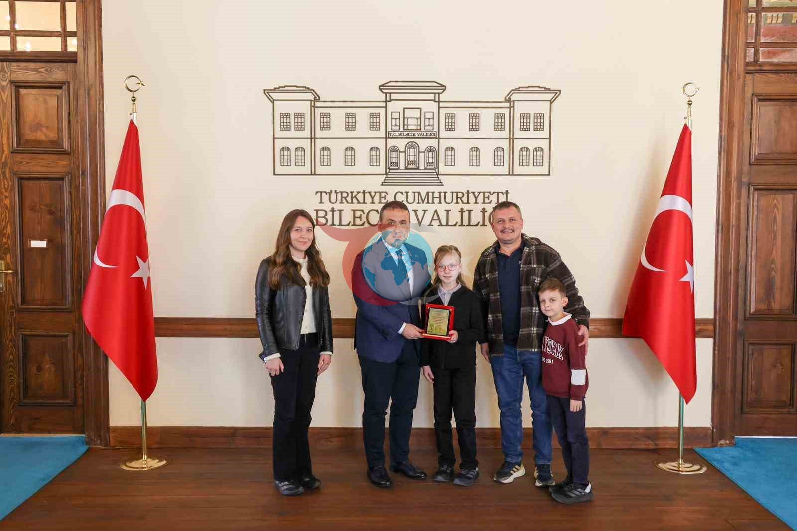 Vali Sözer ‘Yılın Okuru’ ödüllerini takdim etti