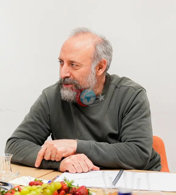 Halit Ergenç ve Meryem Uzerli 15 yıl sonra bir arada! - Resim : 3