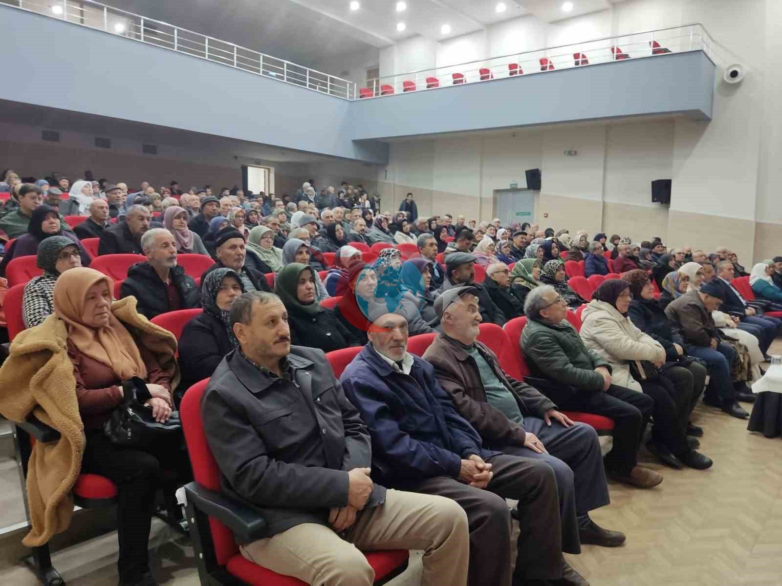 Afyonkarahisar'da Hacı Adaylarına Özel Eğitim Seminerleri Düzenlendi