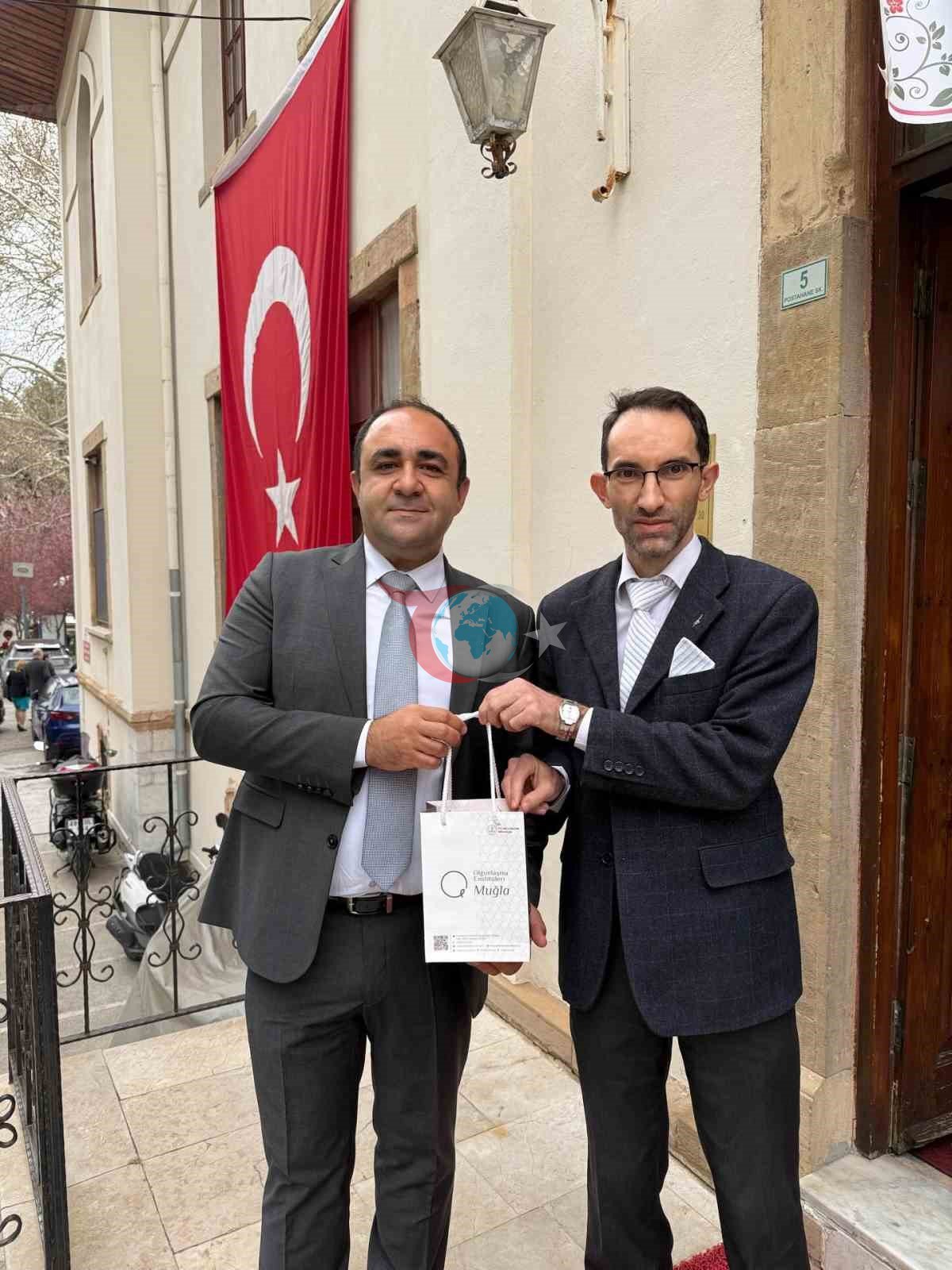 Muğla&rsquo;da sanat ve kitap bir arada