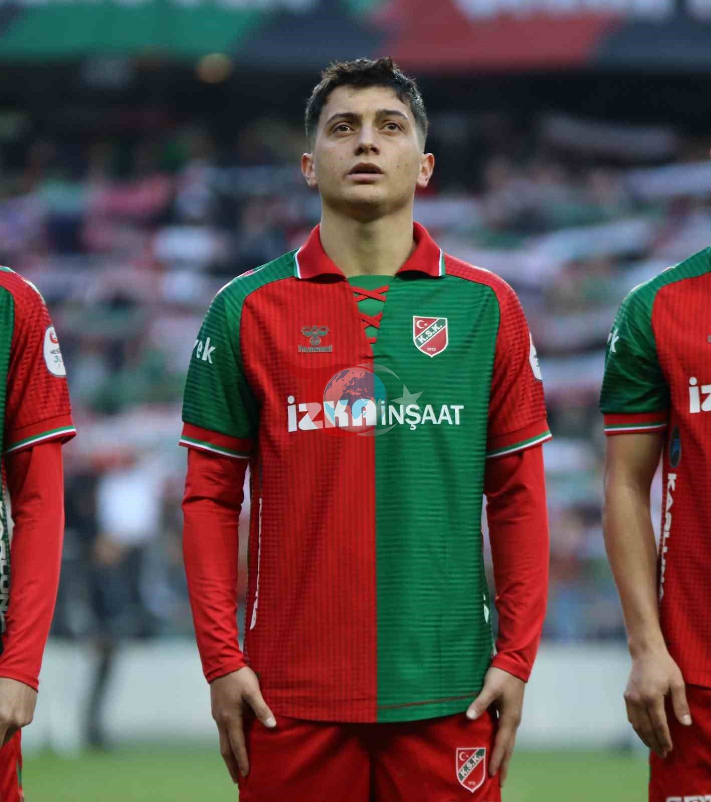 Karşıyaka&rsquo;nın 20 yaşındaki yıldızı Berat Şahin parlıyor