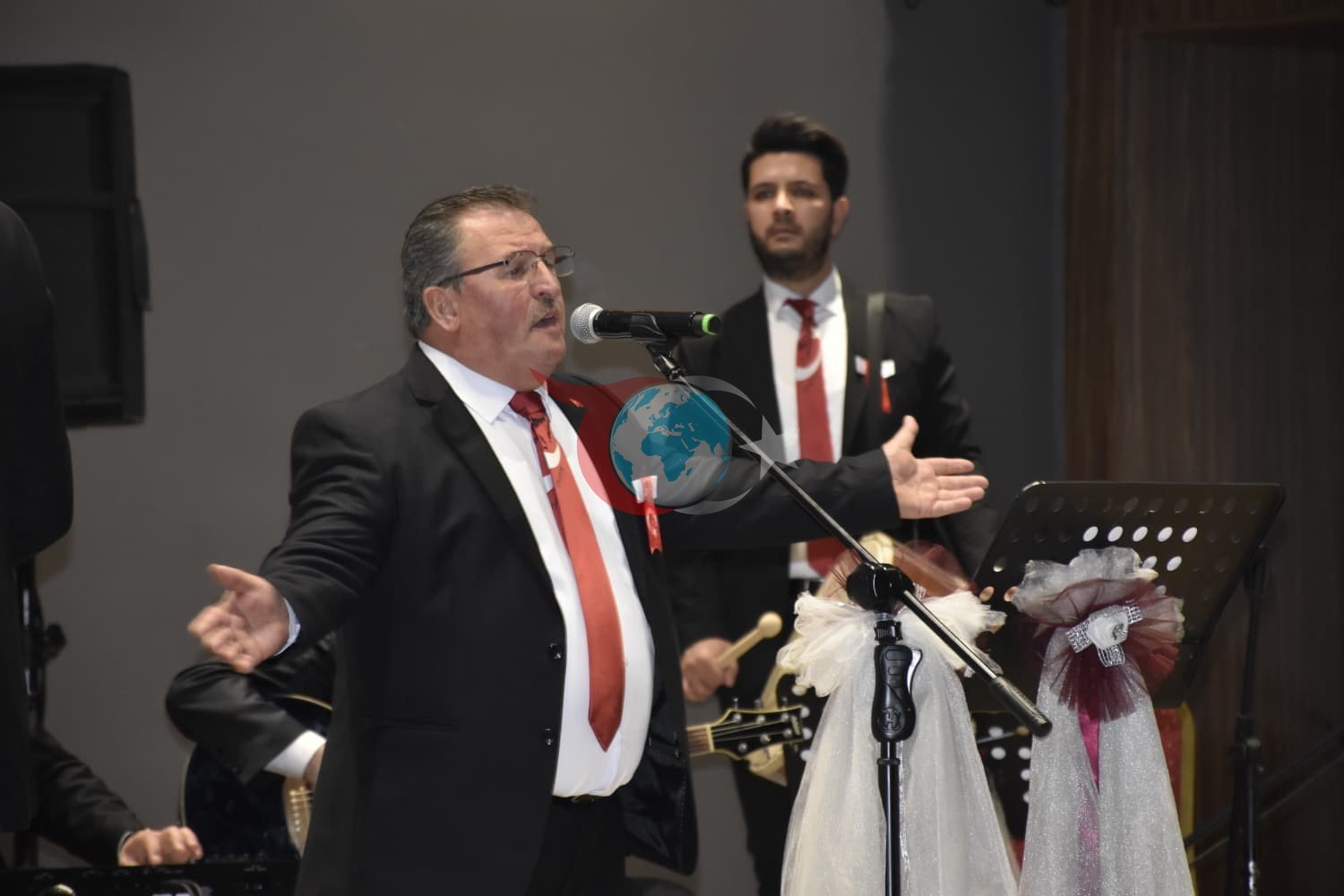 Karacabey&rsquo;de kahramanlık türküleriyle duygu dolu gece