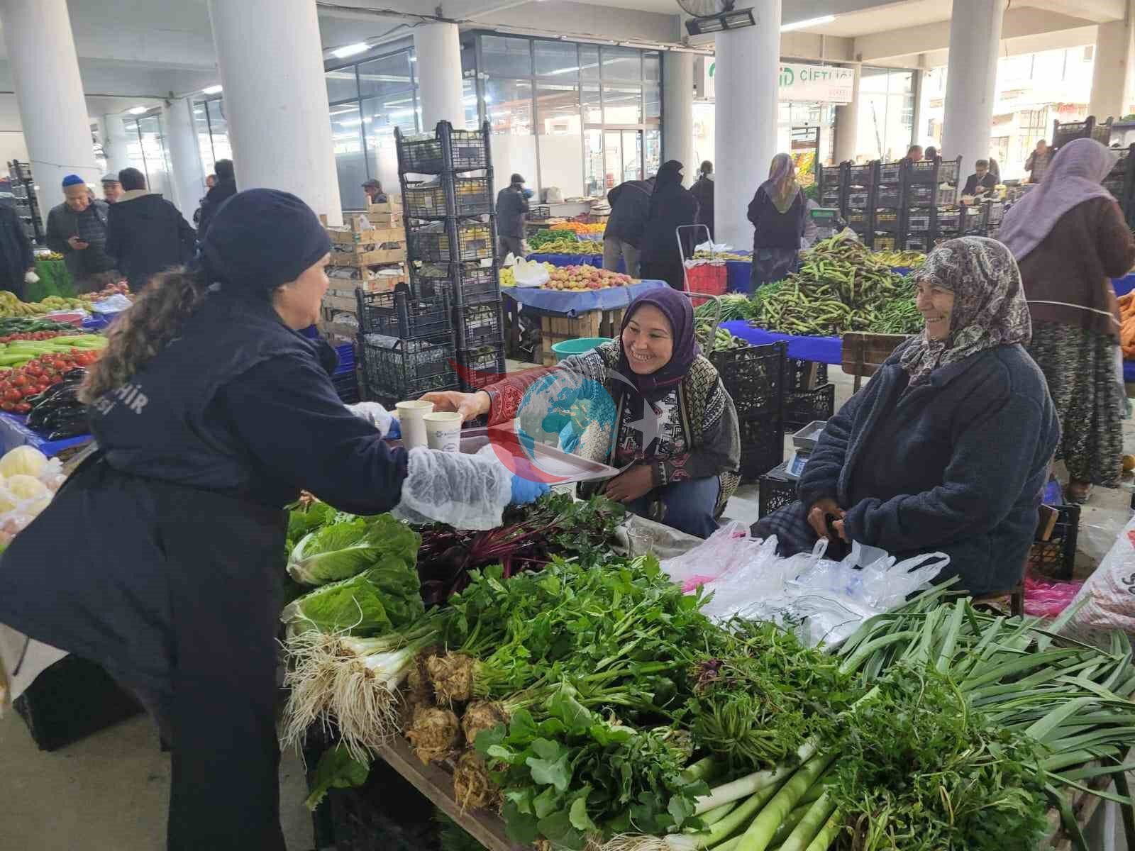 Aydın Büyükşehir Belediyesi’nin çorba ikramı beğeni topluyor