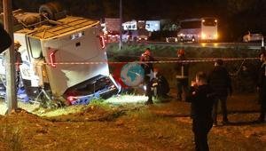Antalya’da servis midibüsü devrildi: 16 infaz koruma memuru yaralı