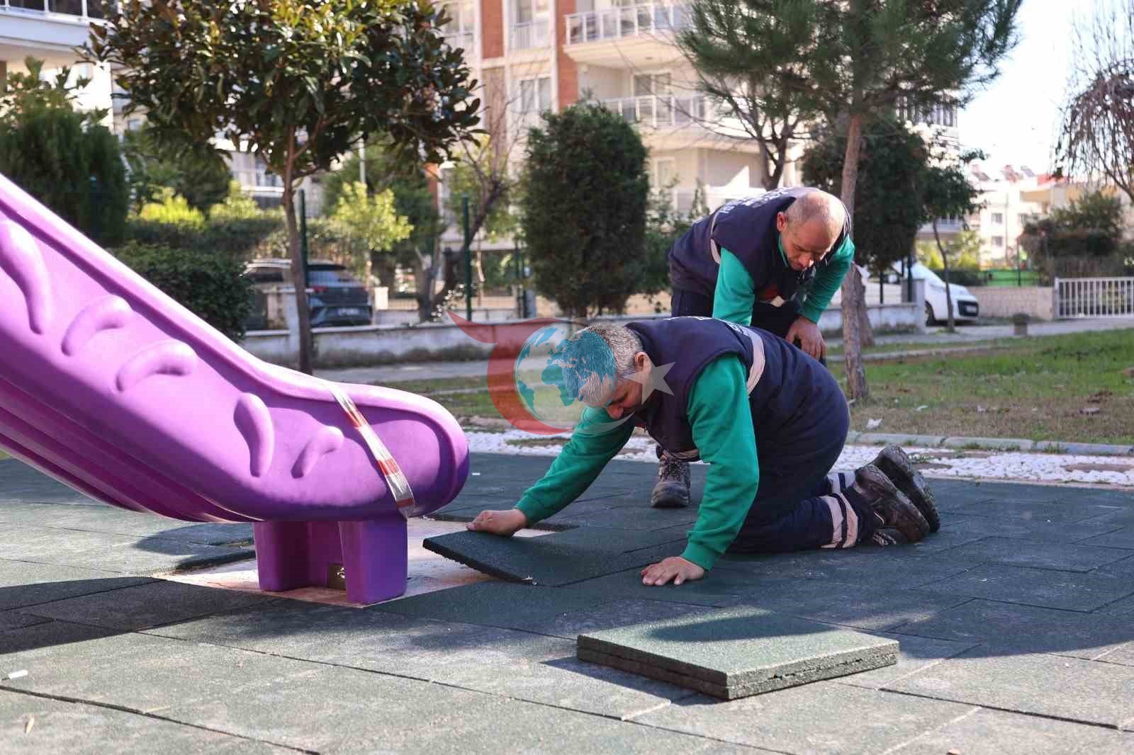 Efeler&rsquo;deki parklarda yenileme çalışmaları sürüyor