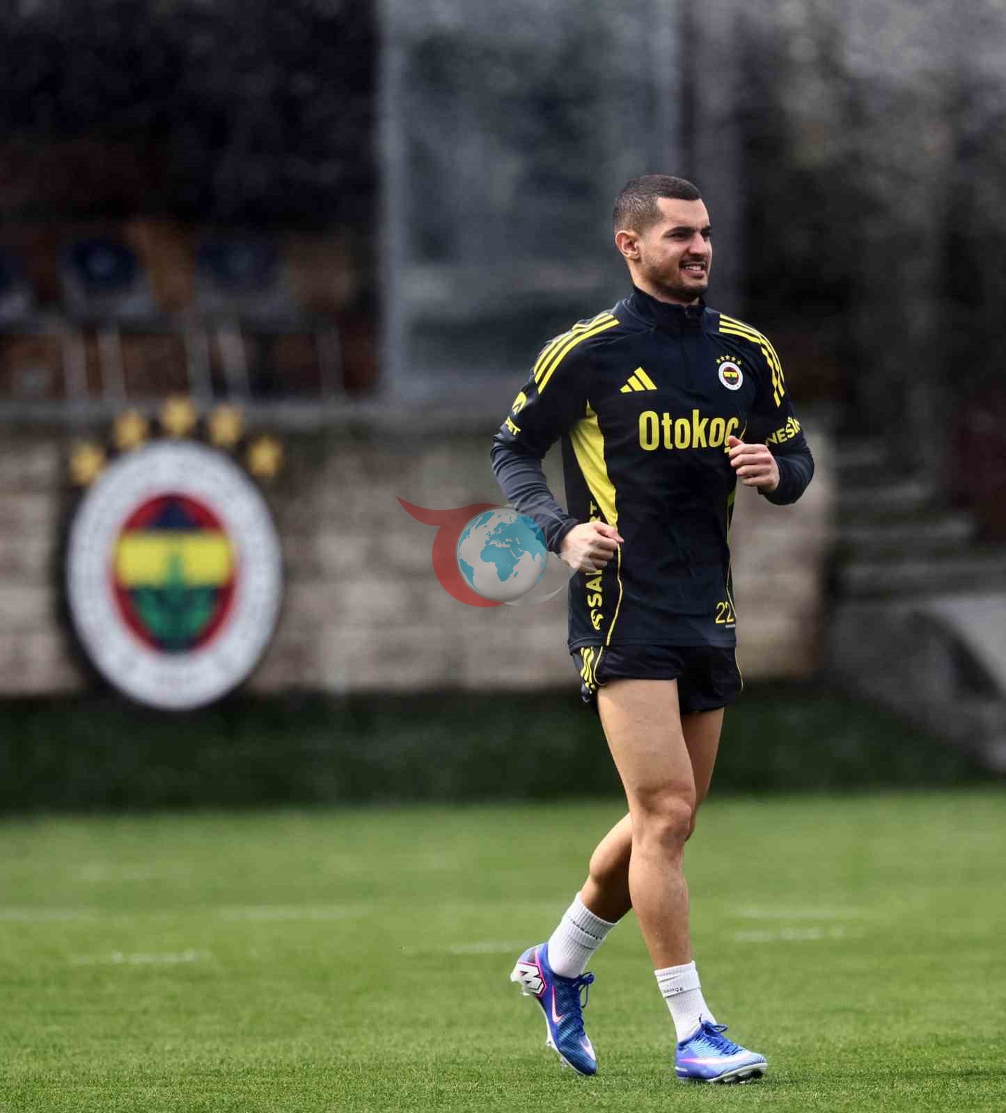 Fenerbahçe, Beşiktaş derbisinin hazırlıklarına devam etti