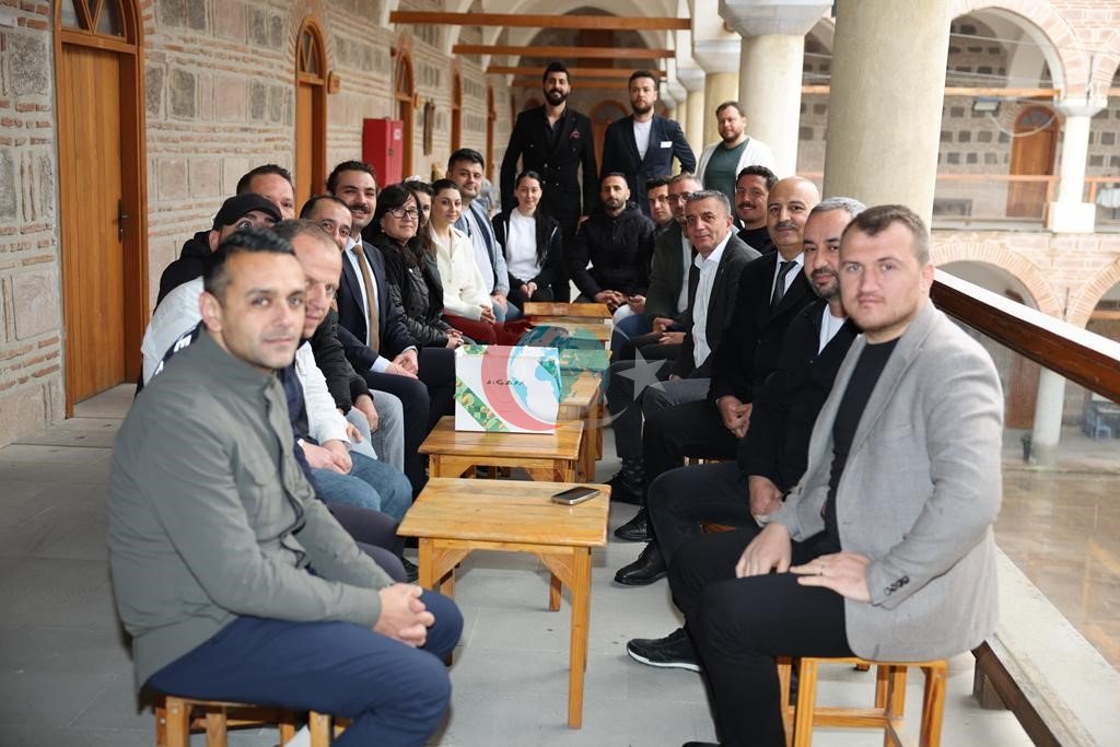 Başkan Şimşek çalışmalar hakkında yerinde bilgi aldı