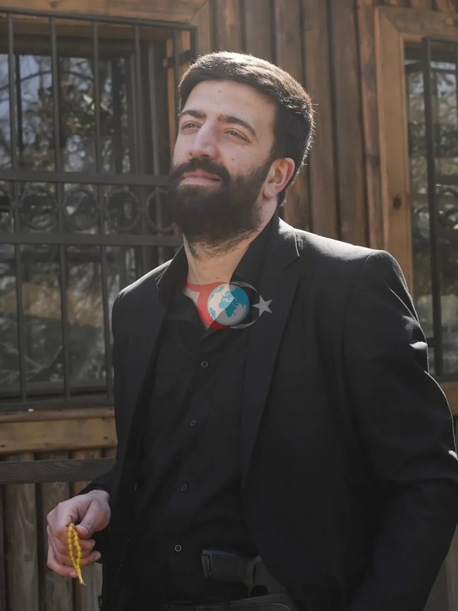 Demet รzdemir'den acil รงaฤrฤฑ: Rol arkadaลฤฑ iรงin kan aranฤฑyor - Resim : 1