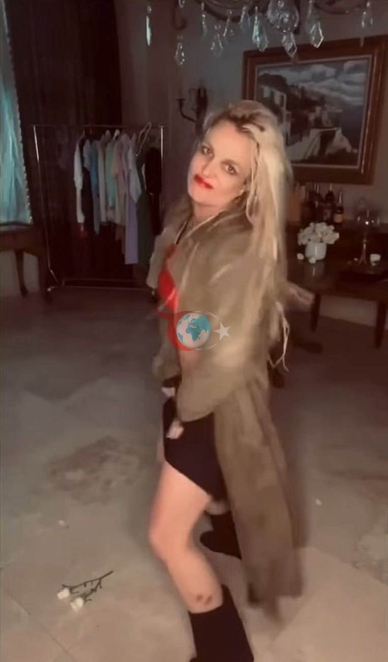 Britney Spears'tan ilginç geri dönüş
