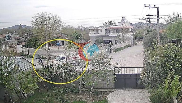 Motosiklet ile pikap çarpıştı 58 yaşındaki sürücü hayatını kaybetti