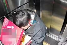 Asansörde akılalmaz anlar! Siparişteki pizzayı yiyen kuryeden, teslimat sonrası skandal hareket