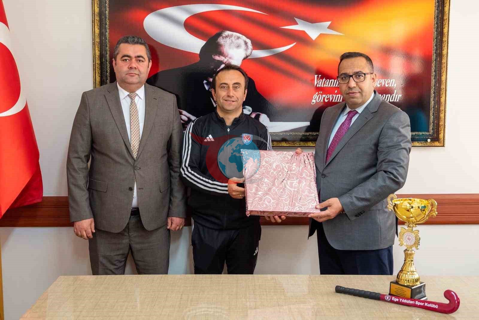 Menteşe Cumhuriyet Ortaokulu Hokey Takımı, Türkiye yarı finalleri yolunda