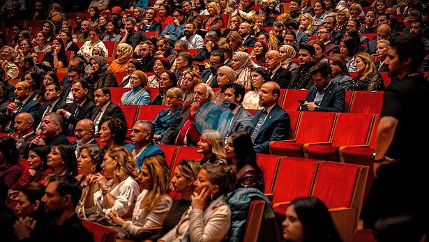 Eldar Mansurov&rsquo;un "Senfonik Gravürler" eseri AKM&rsquo;de sahnelendi